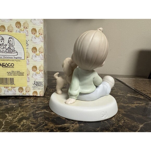 precious moments figurine Sharing Our Christmas Together - Picture 6 of 8